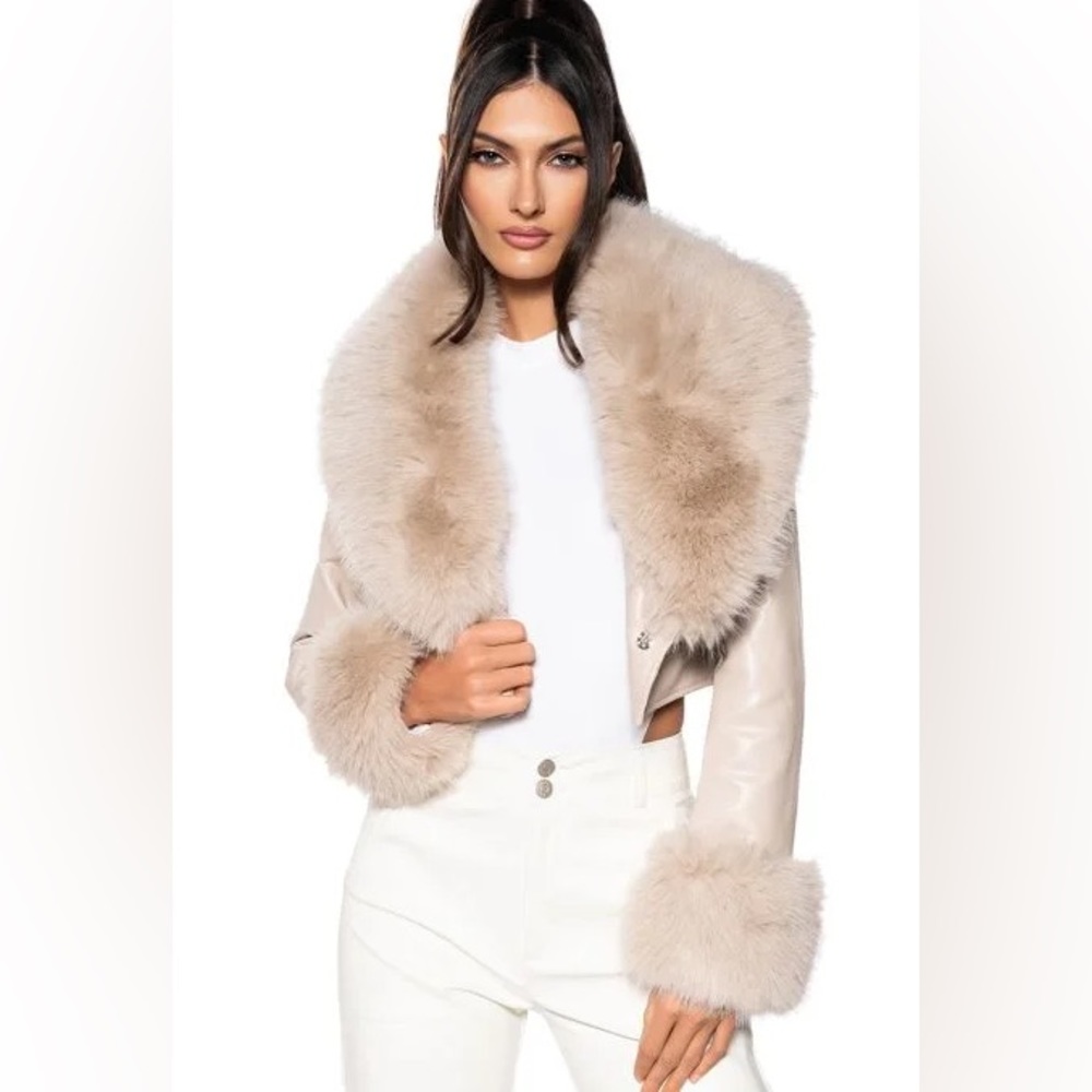 Akira jacket faux fur beige